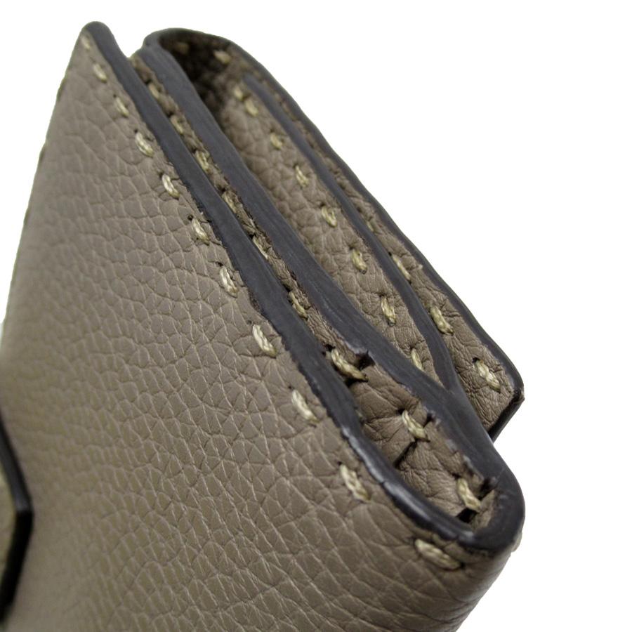 FENDI（フェンディ） 二つ折り長財布 セレリア レザー グレージュ