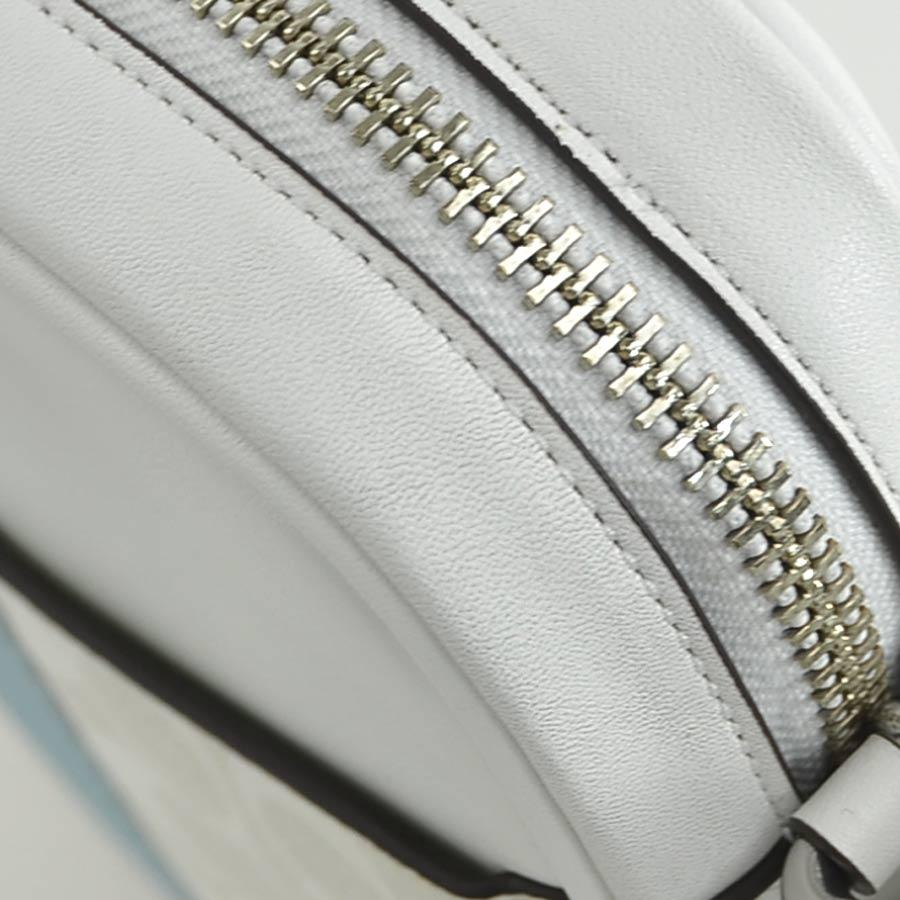 COACH（コーチ） 斜め掛けショルダーバッグ レザー ホワイト
