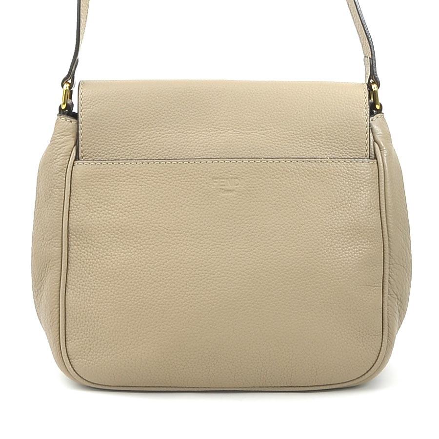 FENDI（フェンディ） ショルダーバッグ レザー ベージュ : ブランド