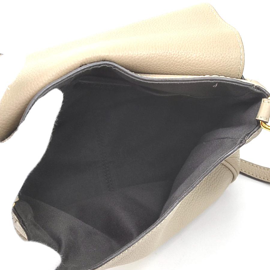 FENDI（フェンディ） ショルダーバッグ レザー ベージュ : ブランド