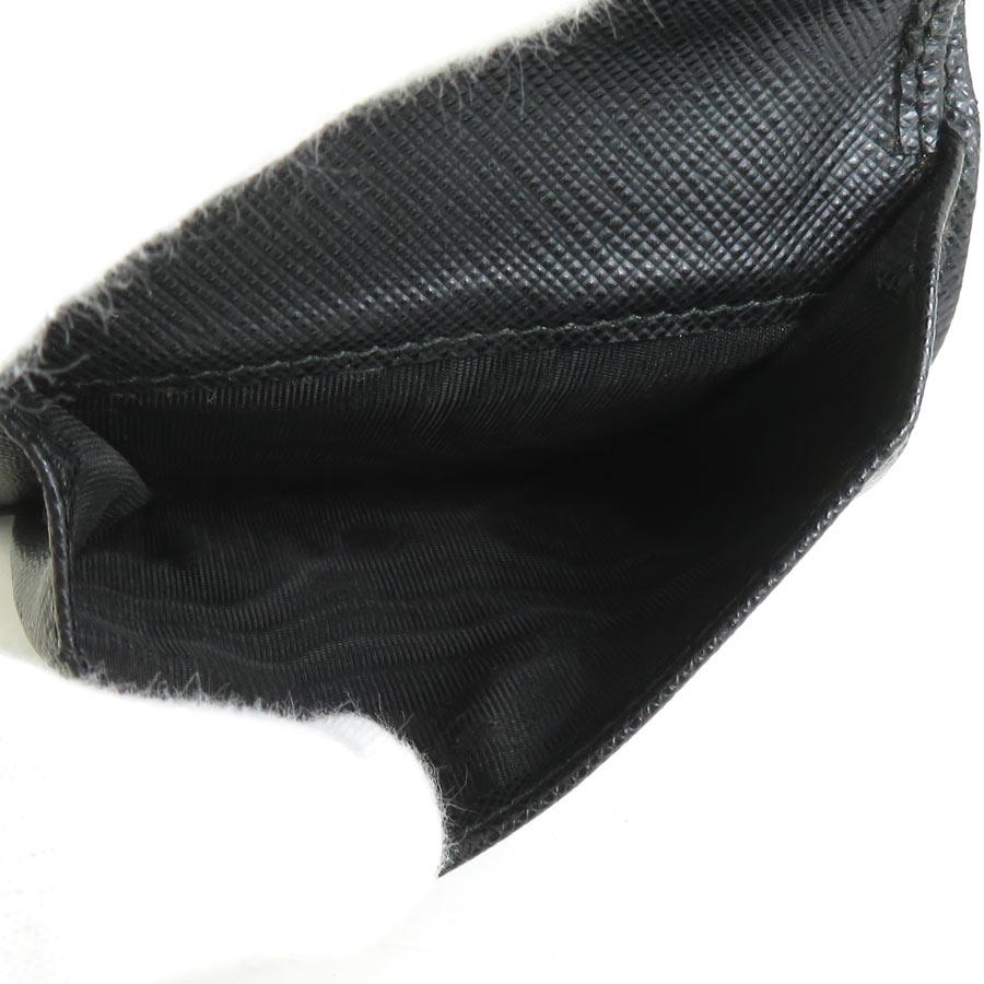 早い者勝ち　PRADA プラダ　二つ折り　三つ折り　財布　コンパクト　黒　レザー PRADA（プラダ） 財布 三つ折り ブラック 黒 ミニ財布 コンパクト