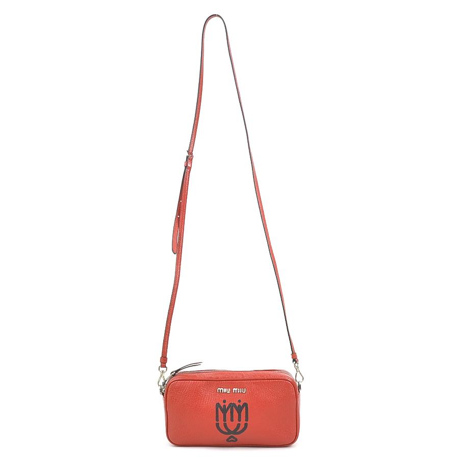 miu miu（ミュウミュウ） ショルダーバッグ レザー レッド : ブランド