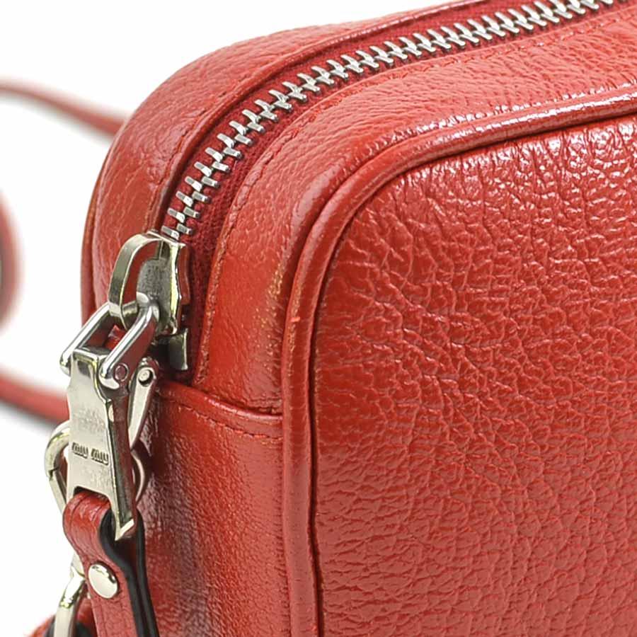miu miu（ミュウミュウ） ショルダーバッグ レザー レッド : ブランド