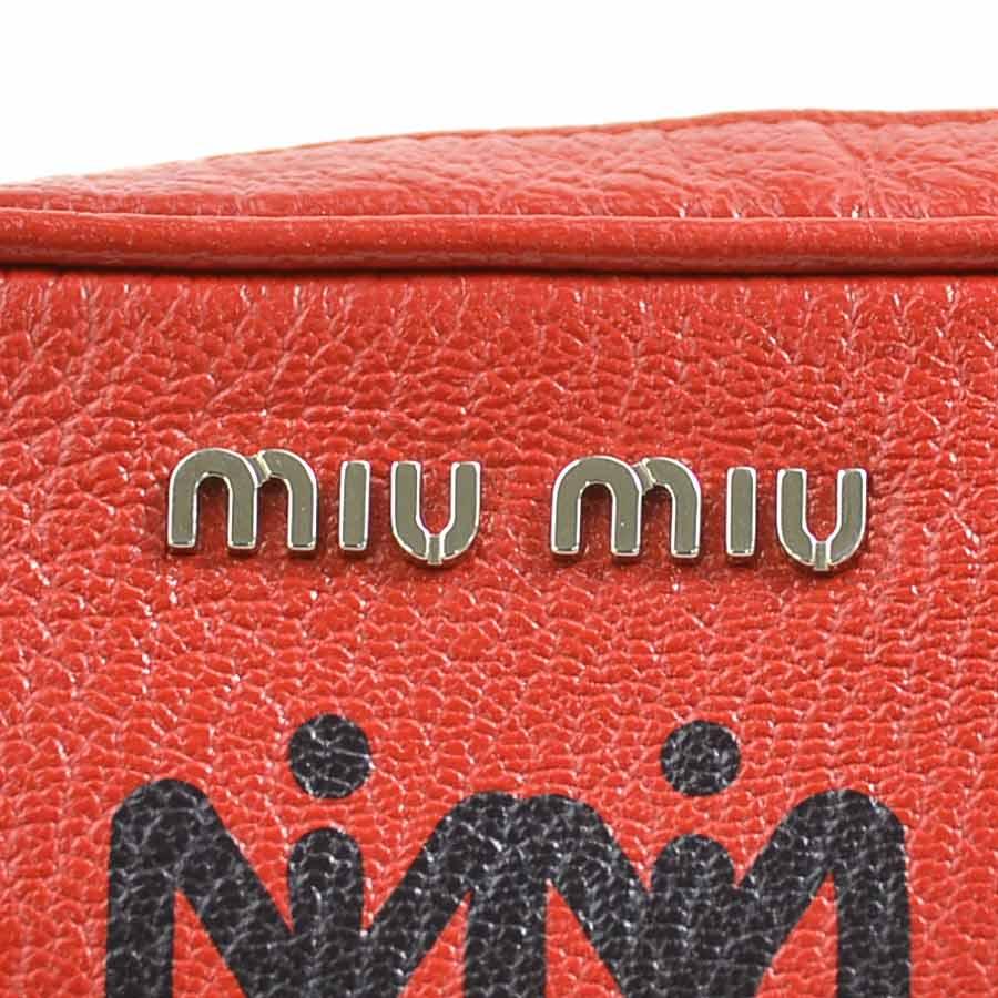 miu miu（ミュウミュウ） ショルダーバッグ レザー レッド : ブランド