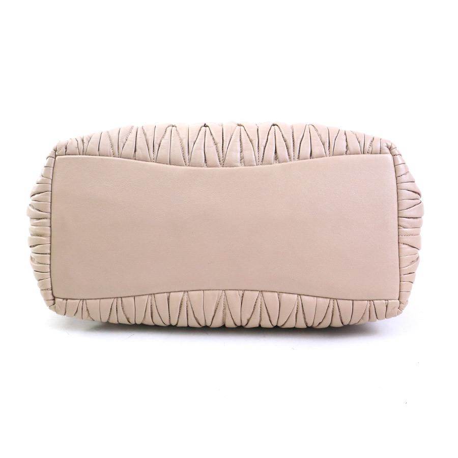 miu miu（ミュウミュウ） ハンドバッグ ショルダーバッグ レザー