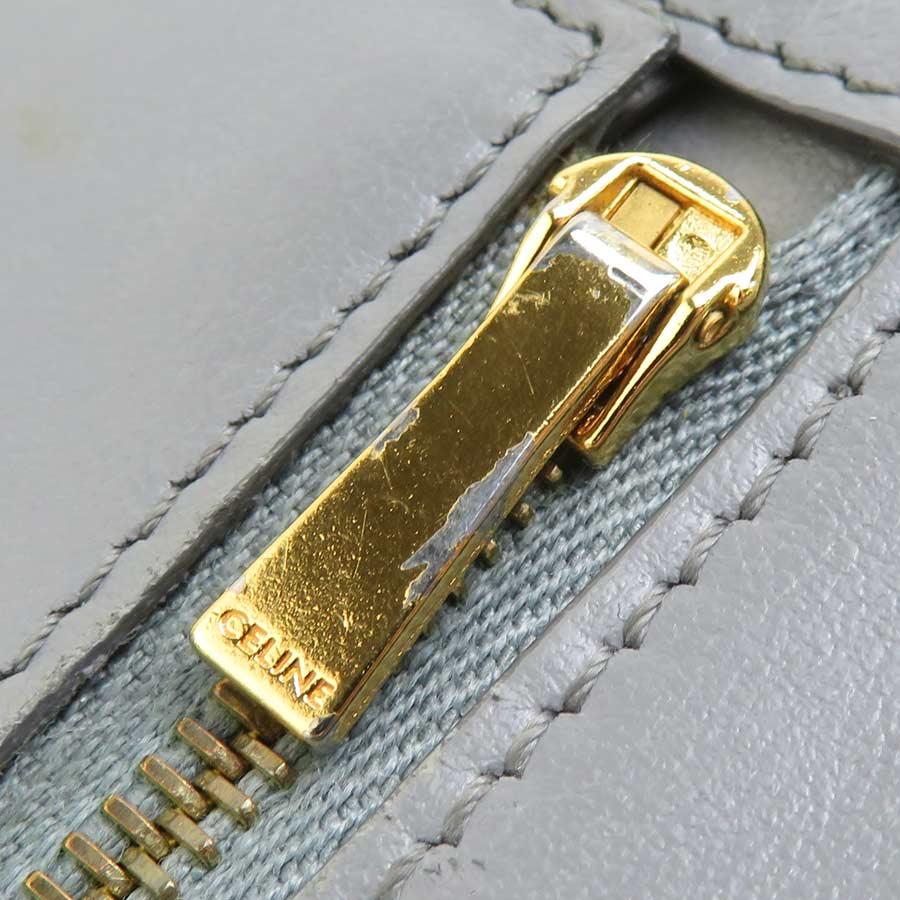 CELINE（セリーヌ） 二つ折り財布 ミディアムストラップウォレット