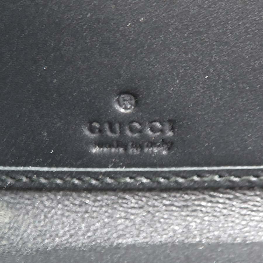 GUCCI（グッチ） ラウンドファスナー長財布 型押しレザー ブラック