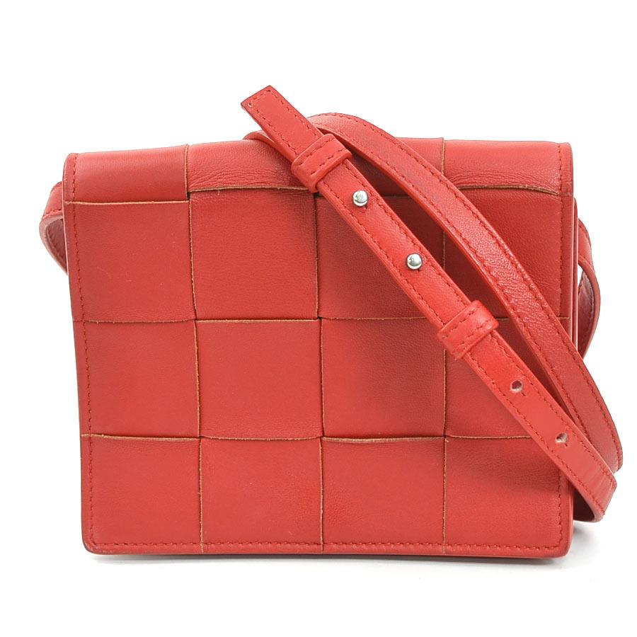 BOTTEGAVENETA ボッテガヴェネタ マキシイントレチャート ショルダーバッグ レッド 14060 レディース【中古】 h31423g ボッテガヴェネタ BOTTEGAVENETA ショルダーバッグ マキシイントレ