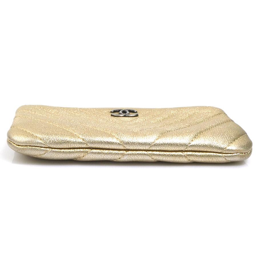 CHANEL（シャネル） ポーチ レザー ゴールド : ブランドバリュー
