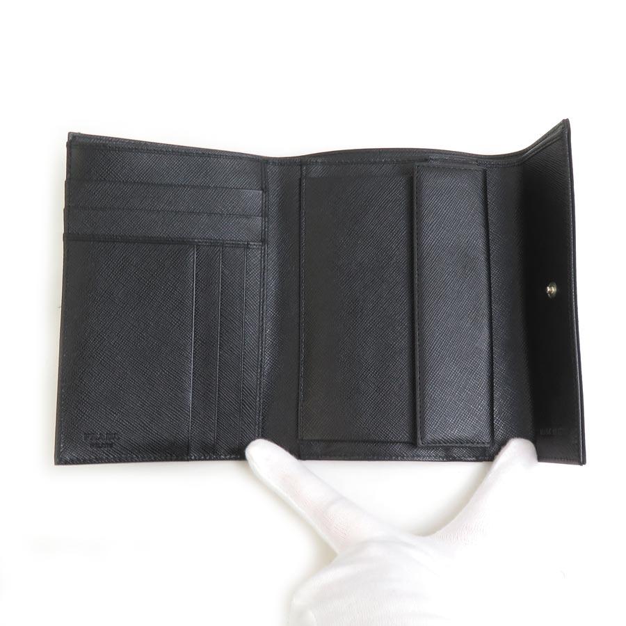 早い者勝ち　PRADA プラダ　三つ折り　ナイロン　レザー　箱付き　財布　黒　箱 PRADA（プラダ） 三つ折り財布 ナイロン ブラック : ブランドバリュー