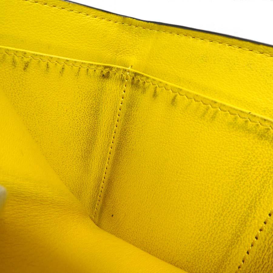 FENDI（フェンディ） 三つ折り財布 ピーカブー レザー イエロー