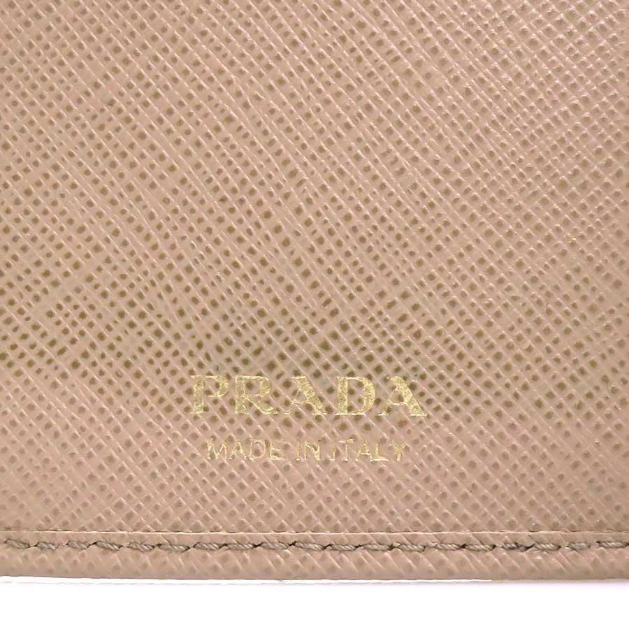 PRADA（プラダ） キーケース レザー ベージュ : ブランドバリュー