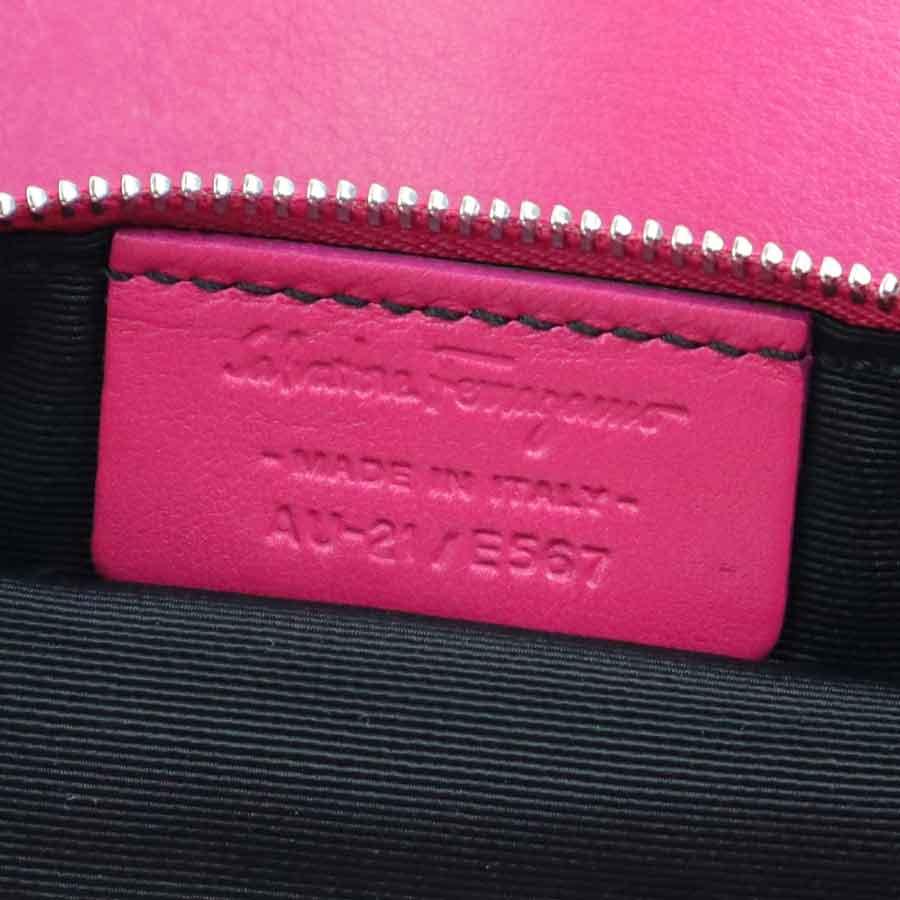 サルヴァトーレフェラガモ Salvatore Ferragamo ハンドバッグ