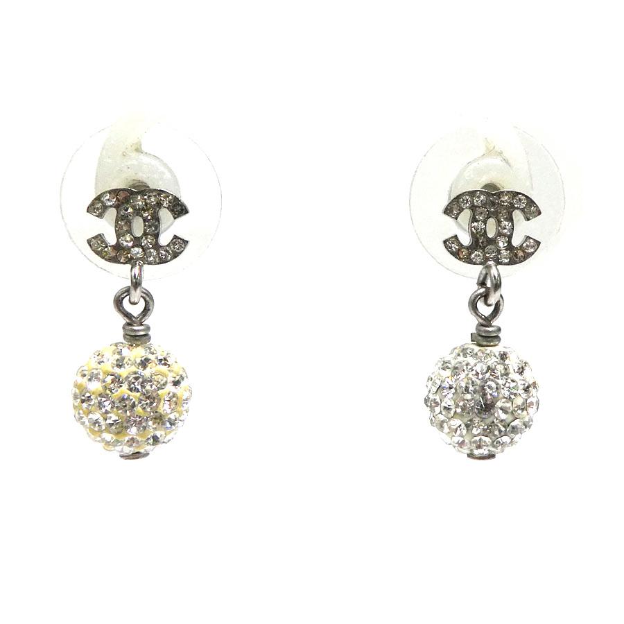 CHANEL シャネル ピアス シルバー ストーン付き CHANEL（シャネル） ピアス メタル/ラインストーン シルバー