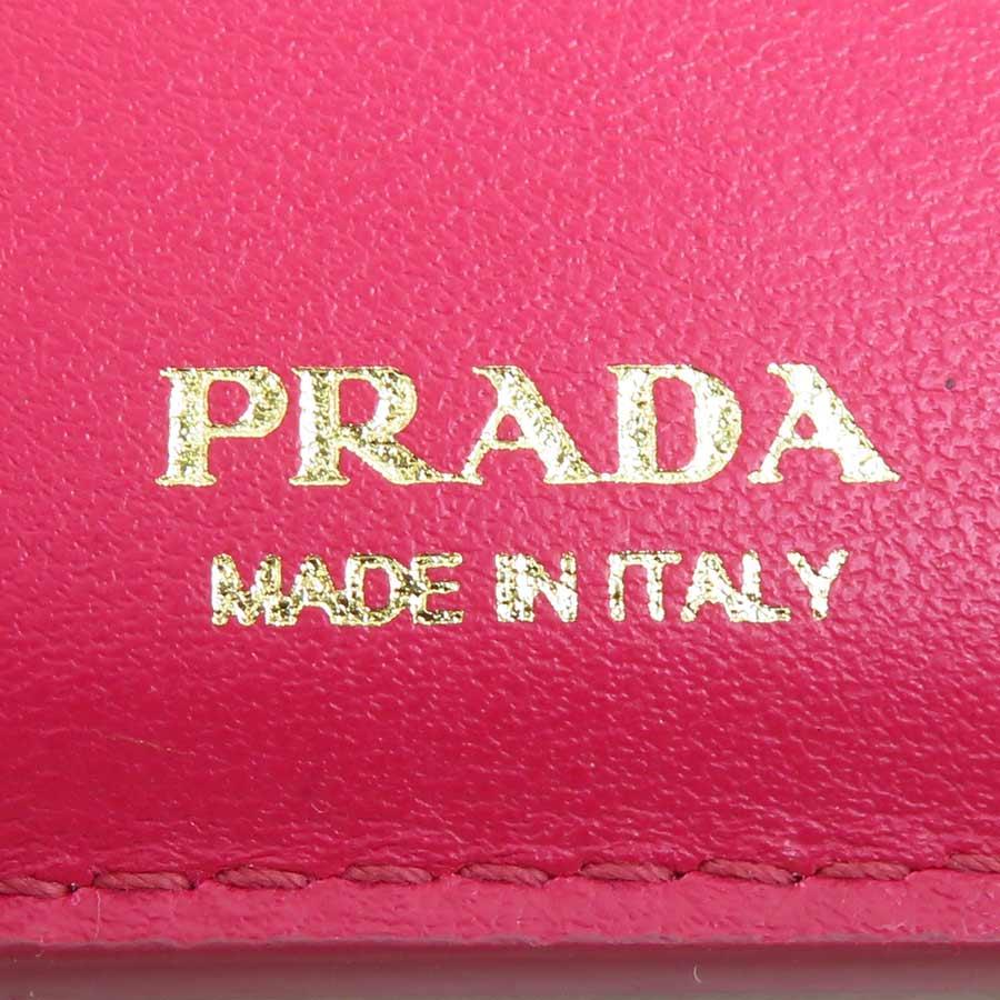 PRADA（プラダ） 三つ折り財布 レザー ピンク : ブランドバリュー