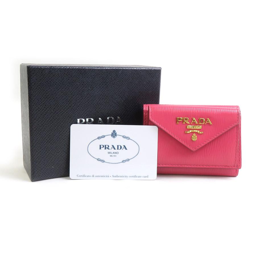 PRADA ピンク 三つ折り財布 PRADA（プラダ） 三つ折り財布 レザー ピンク : ブランドバリュー