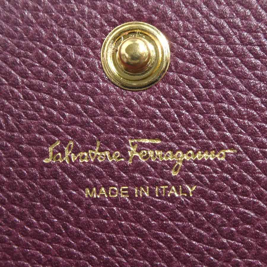 サルヴァトーレフェラガモ Salvatore Ferragamo 長財布 ヴァラリボン