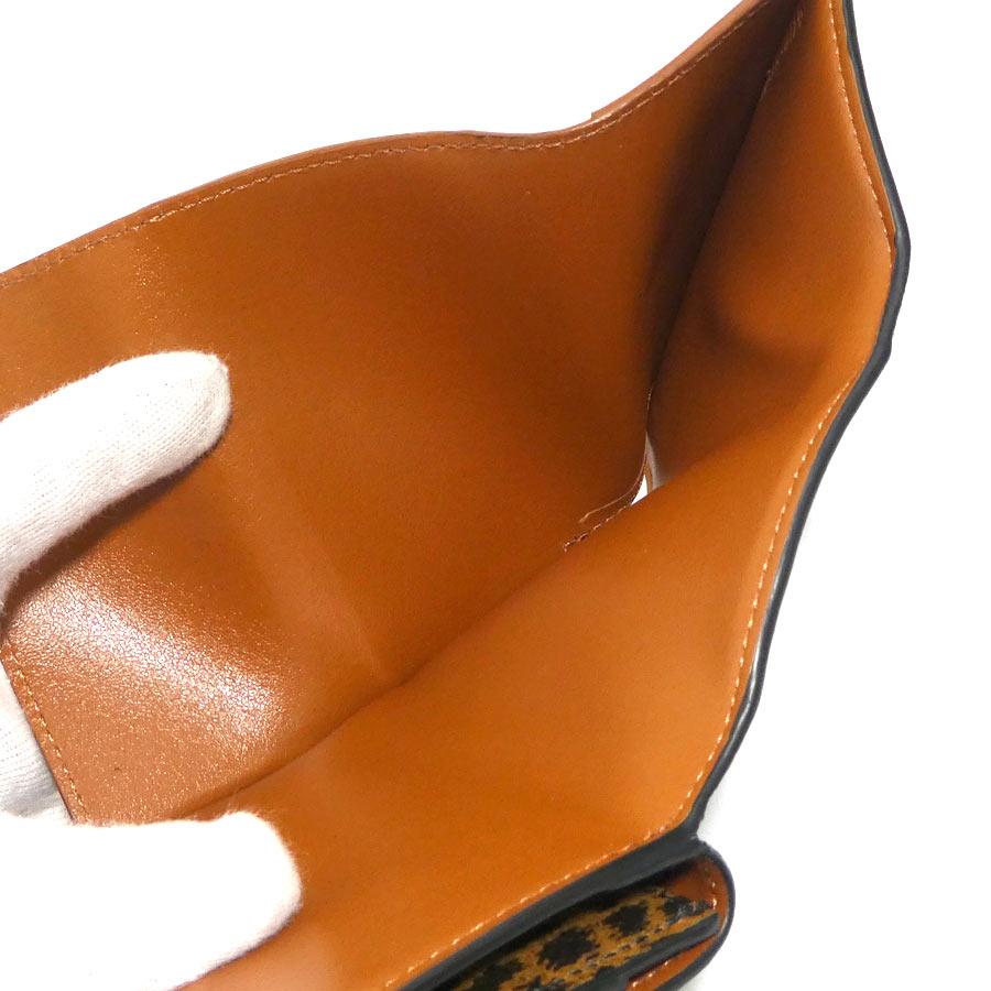 CELINE（セリーヌ） 三つ折り財布 トリオンフ PVCコーティング