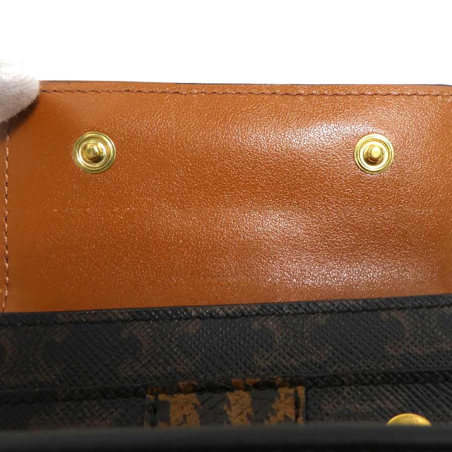 CELINE（セリーヌ） 三つ折り財布 トリオンフ PVCコーティング