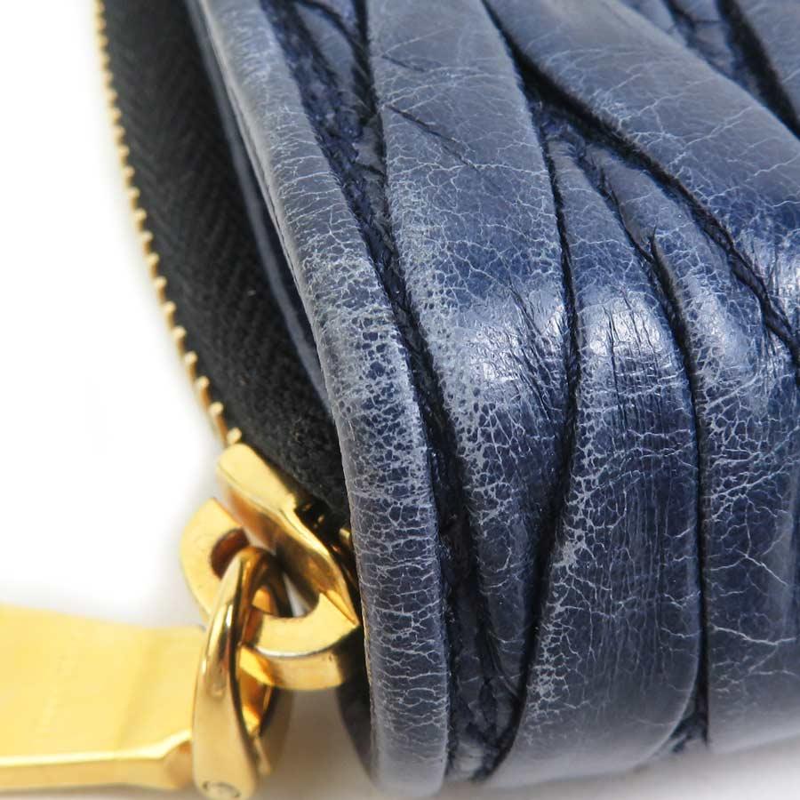 miu miu（ミュウミュウ） 二つ折り財布 レザー ネイビー : ブランド