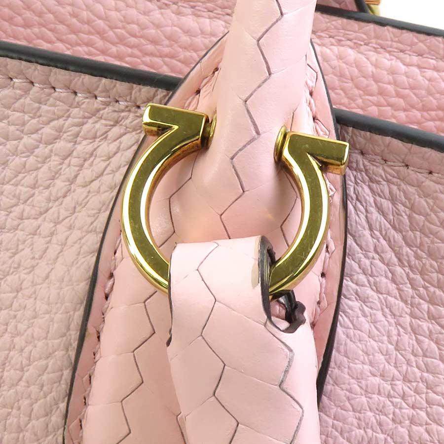 サルヴァトーレフェラガモ Salvatore Ferragamo ハンドバッグ