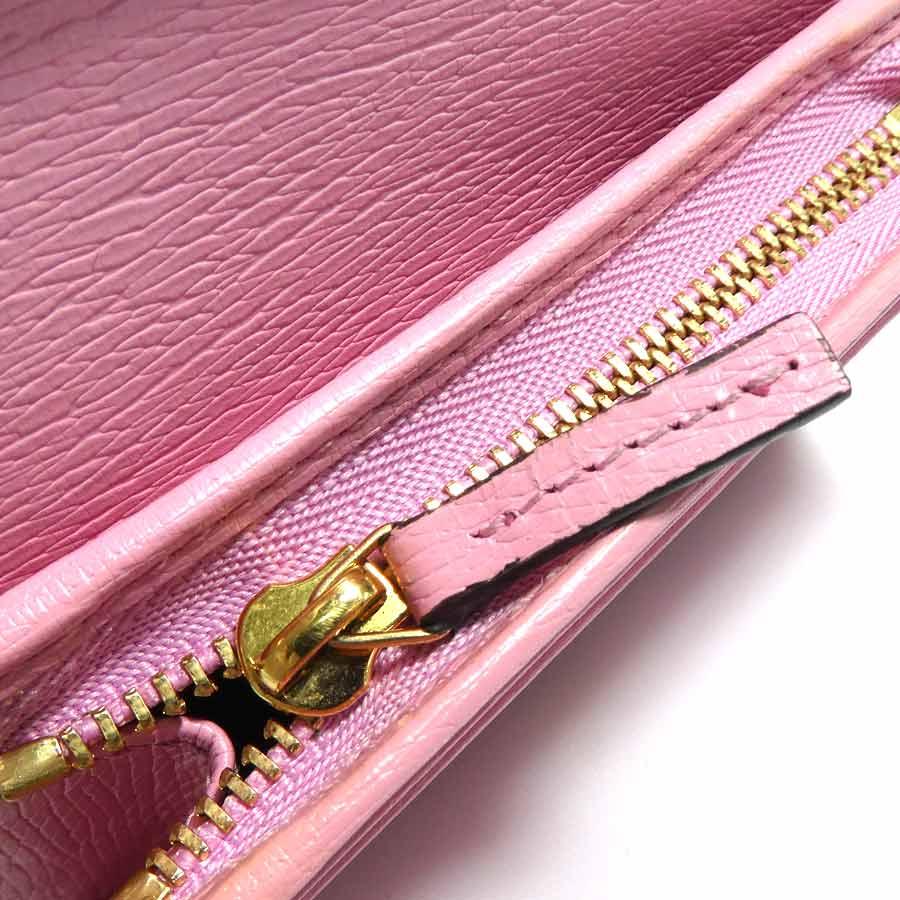 GUCCI（グッチ） 二つ折り財布 ばなにゃ レザー ピンク : ブランド