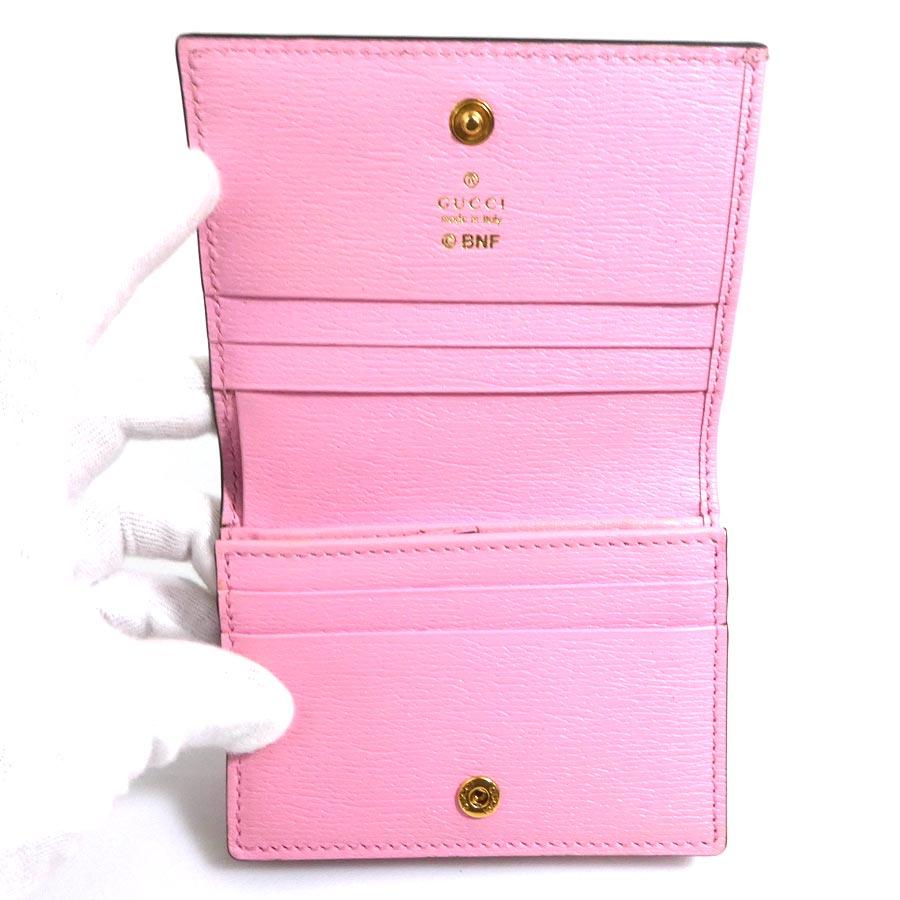 GUCCI（グッチ） 二つ折り財布 ばなにゃ レザー ピンク : ブランド