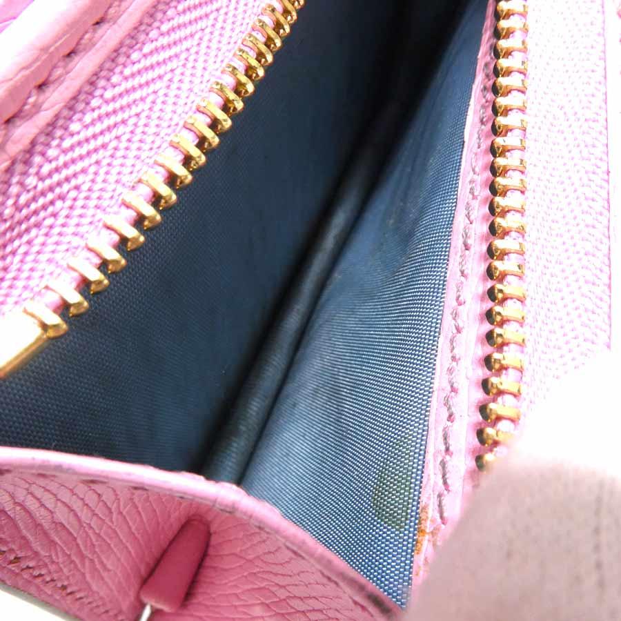 GUCCI（グッチ） 二つ折り財布 ばなにゃ レザー ピンク : ブランド