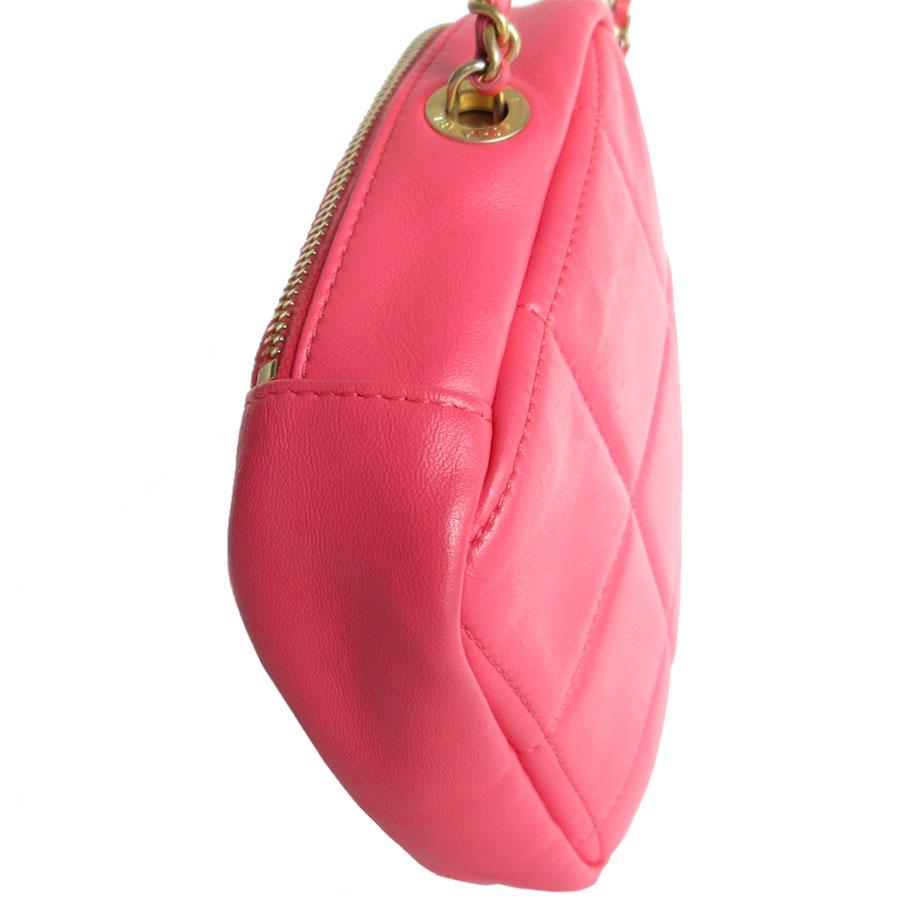 CHANEL ピンク レザー ショルダーバッグ CHANEL（シャネル） ショルダーバッグ レザー ピンク : ブランド
