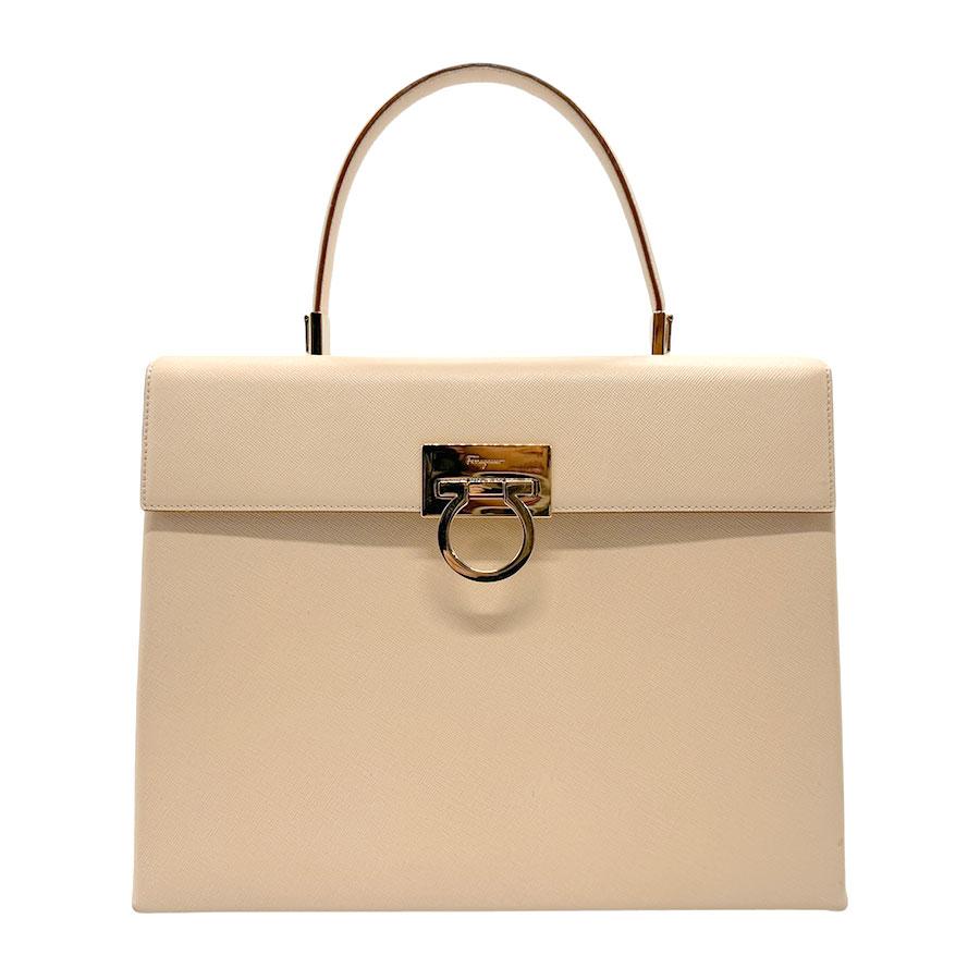 ✨美品✨Salvatore Ferragamo パーティバッグ　サークルハンドル サルバトーレフェラガモ Salvatore Ferragamo FERRAGAMO フェラガモ