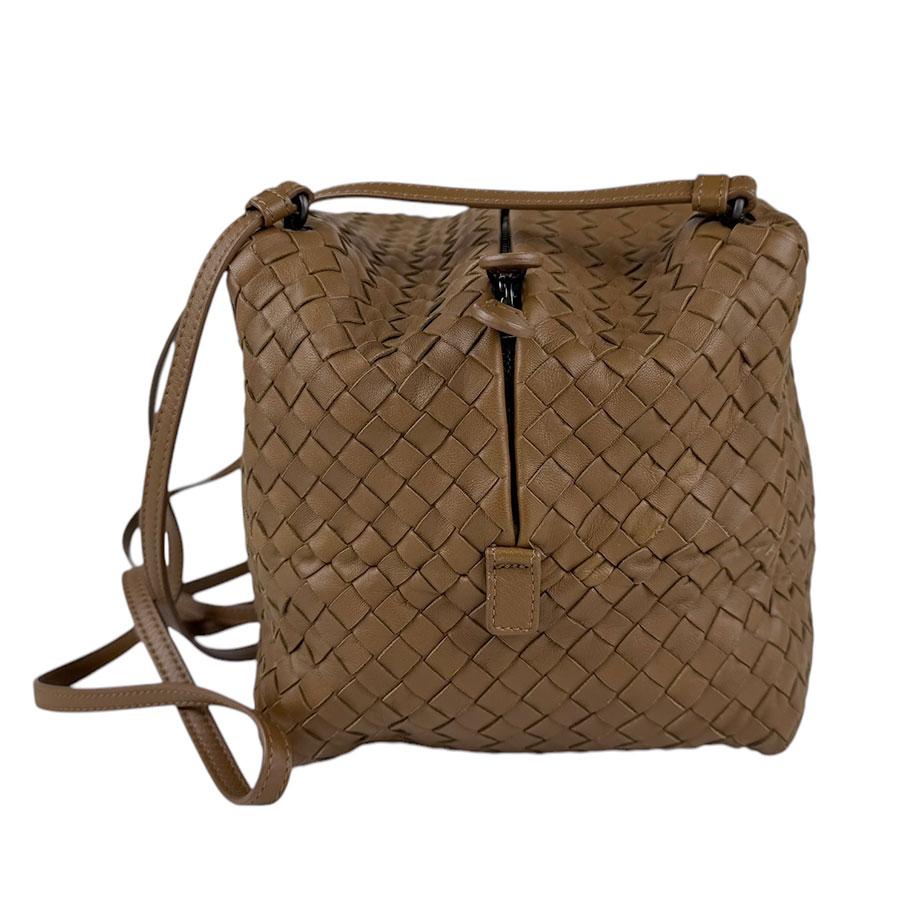 ボッテガヴェネタ BOTTEGAVENETA 斜め掛けショルダーバッグ イントレ