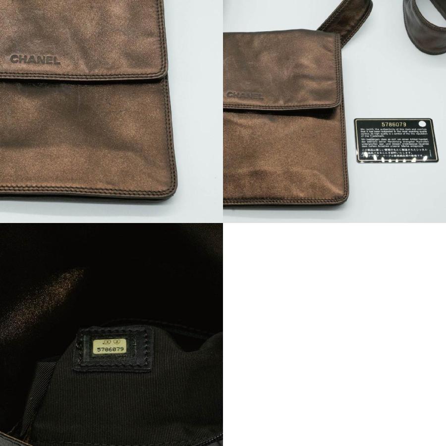 CHANEL（シャネル） ショルダーバッグ ロゴ スクエア サコッシュ