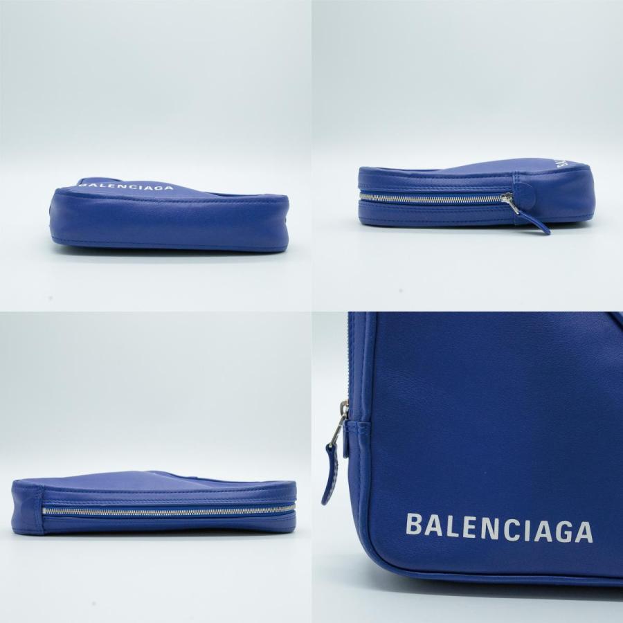BALENCIAGA（バレンシアガ） クラッチバッグ ポーチ ロゴ 三角 レザー