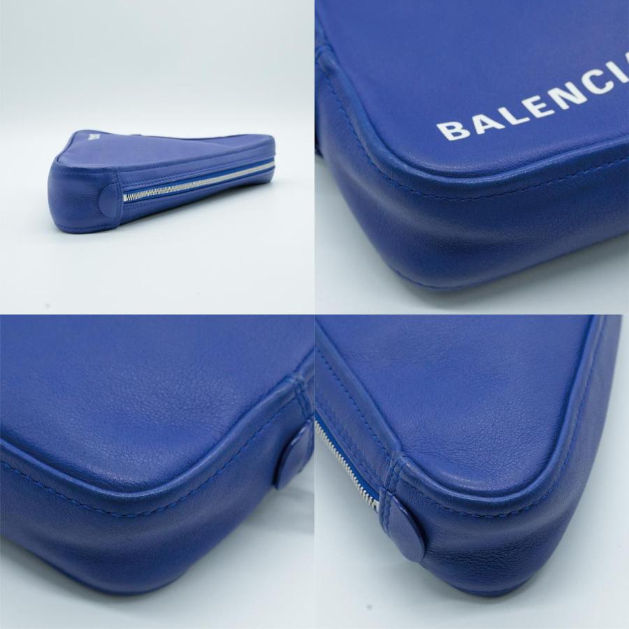 BALENCIAGA（バレンシアガ） クラッチバッグ ポーチ ロゴ 三角 レザー