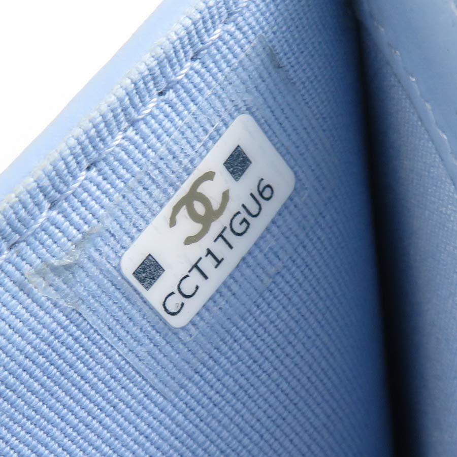 CHANEL（シャネル） 二つ折り財布 キャビアスキンレザー ライトブルー