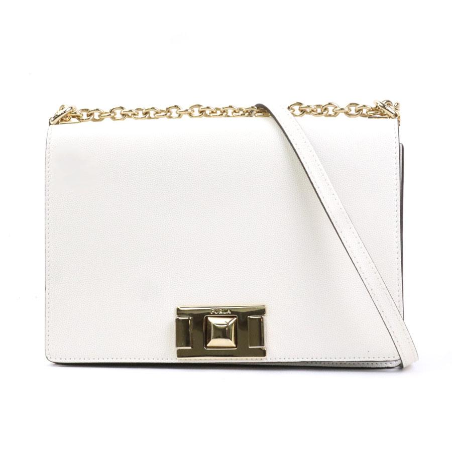 FULRA レザー　ショルダーバッグ　斜めがけ　ホワイト FURLA（フルラ） ショルダーバッグ レザー ホワイト : ブランド