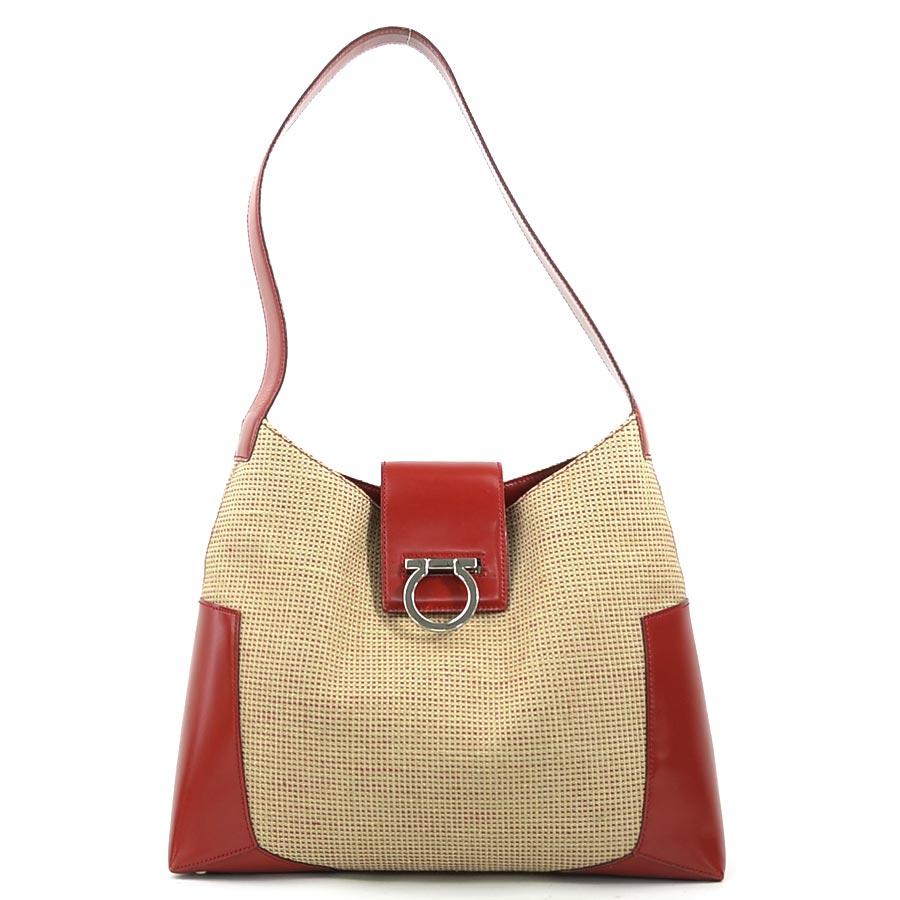 サルヴァトーレフェラガモ Salvatore Ferragamo ショルダーバッグ 