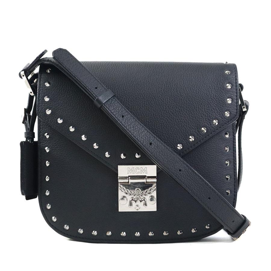 MCM ブラック ショルダーバッグ　レザー MCM（エムシーエム） エム シー エム ショルダーバッグ レザー