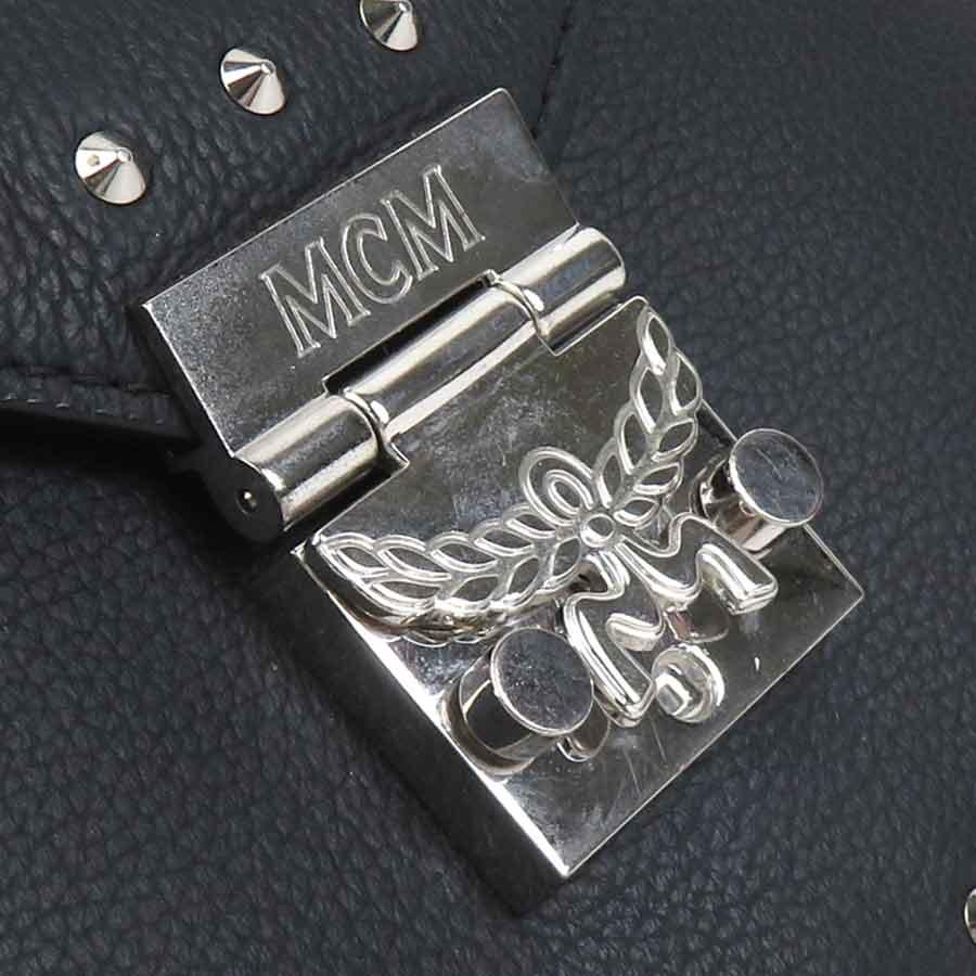 MCM（エムシーエム） エム シー エム ショルダーバッグ レザー