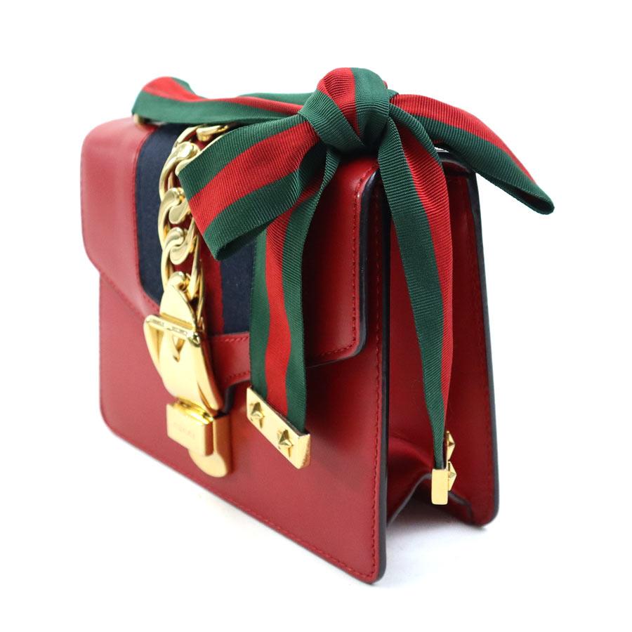 GUCCI（グッチ） ショルダーバッグ シルヴィ レザー レッド : ブランド 