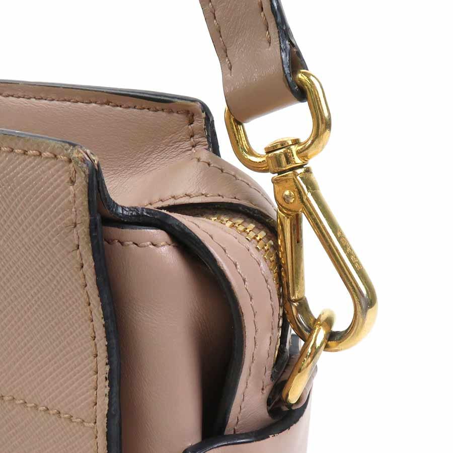 PRADA（プラダ） ショルダーバッグ レザー ピンクベージュ : ブランド