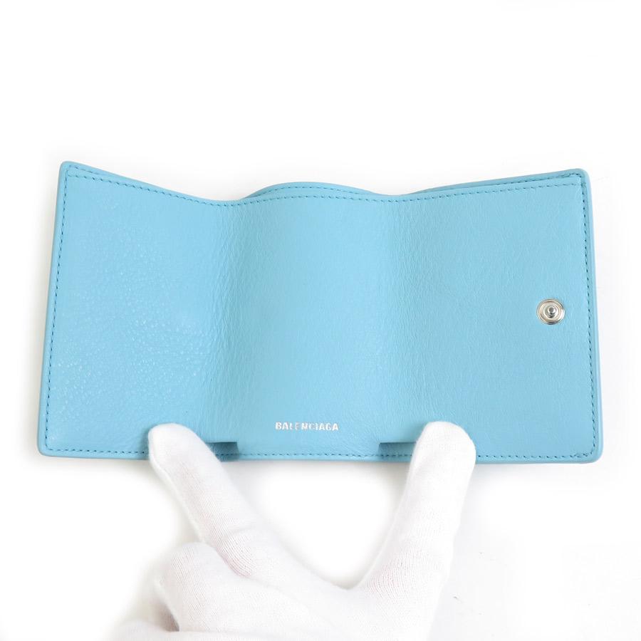 バレンシアガ　美品　ライトブルー　三折レザーコンパクトウオレット　レディース BALENCIAGA（バレンシアガ） 三つ折り財布 レザー ライトブルー