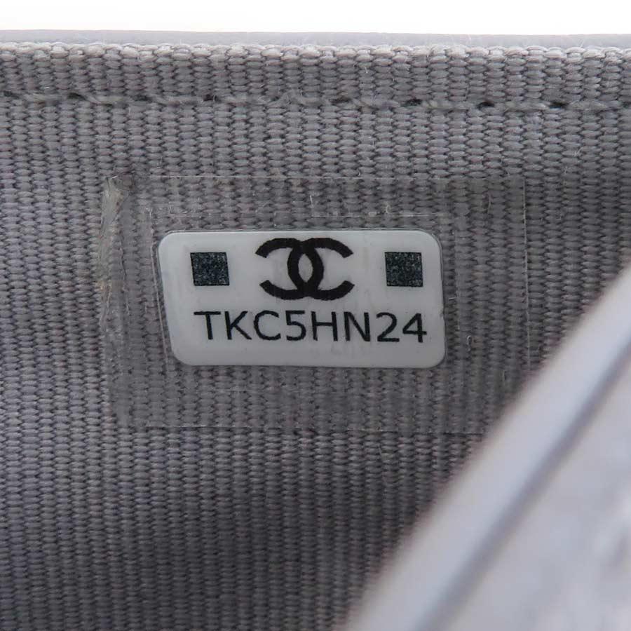 CHANEL（シャネル） 三つ折り財布 ボーイシャネル キャビアスキン