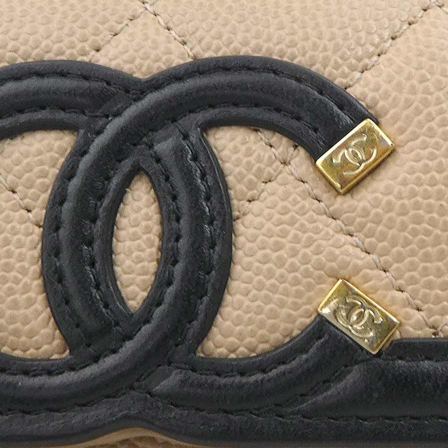 CHANEL（シャネル） 三つ折り財布 CCフィリグリー キャビアスキン