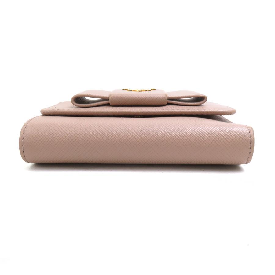 PRADA（プラダ） 三つ折り財布 レザー ベージュ : ブランドバリュー