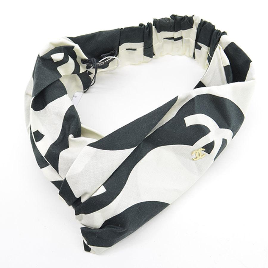 CHANEL（シャネル） ヘアバンド ココマーク シルク100％ ホワイトx