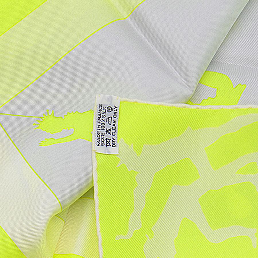 HERMES エルメス スカーフ カレ90 馬車 シルク100％ イエローx