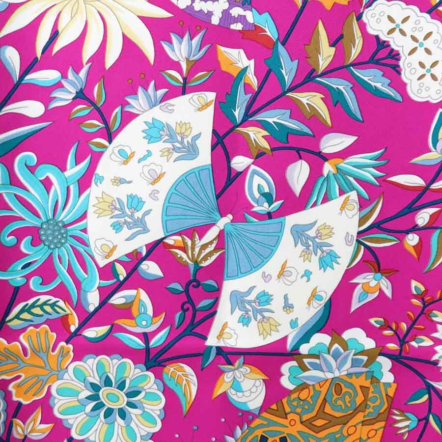 HERMES（エルメス） スカーフ カレ90 Fleurs et papillons de Tissus