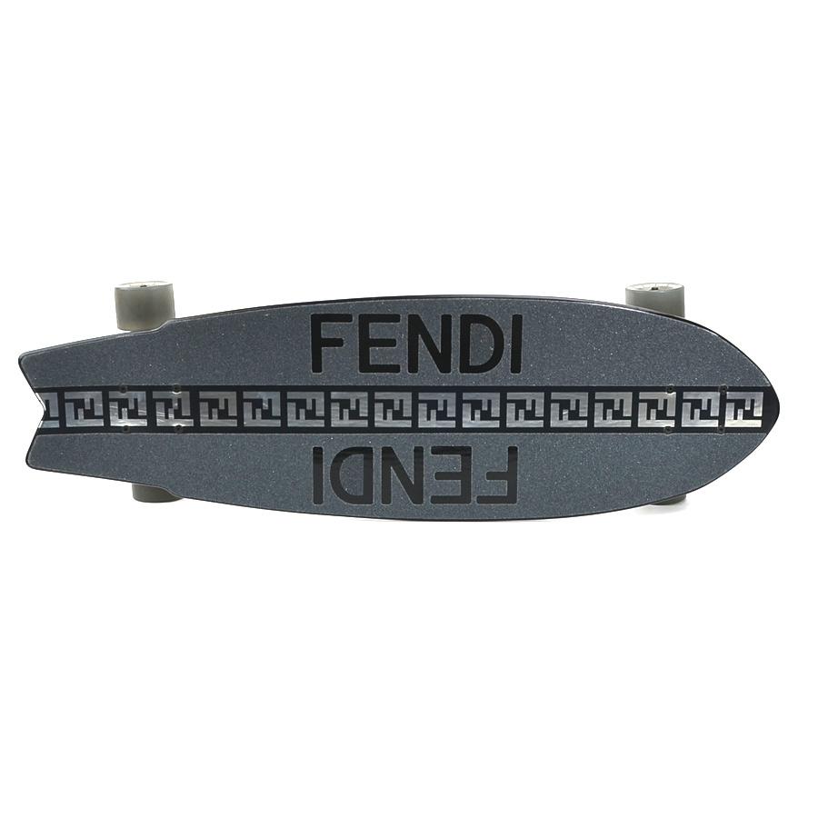 FENDI（フェンディ） スケートボード ウッド ブラック : ブランド