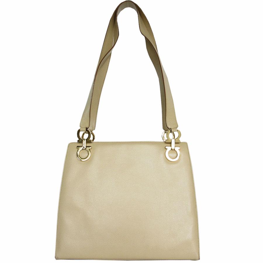 サルヴァトーレフェラガモ Salvatore Ferragamo ショルダーバッグ 